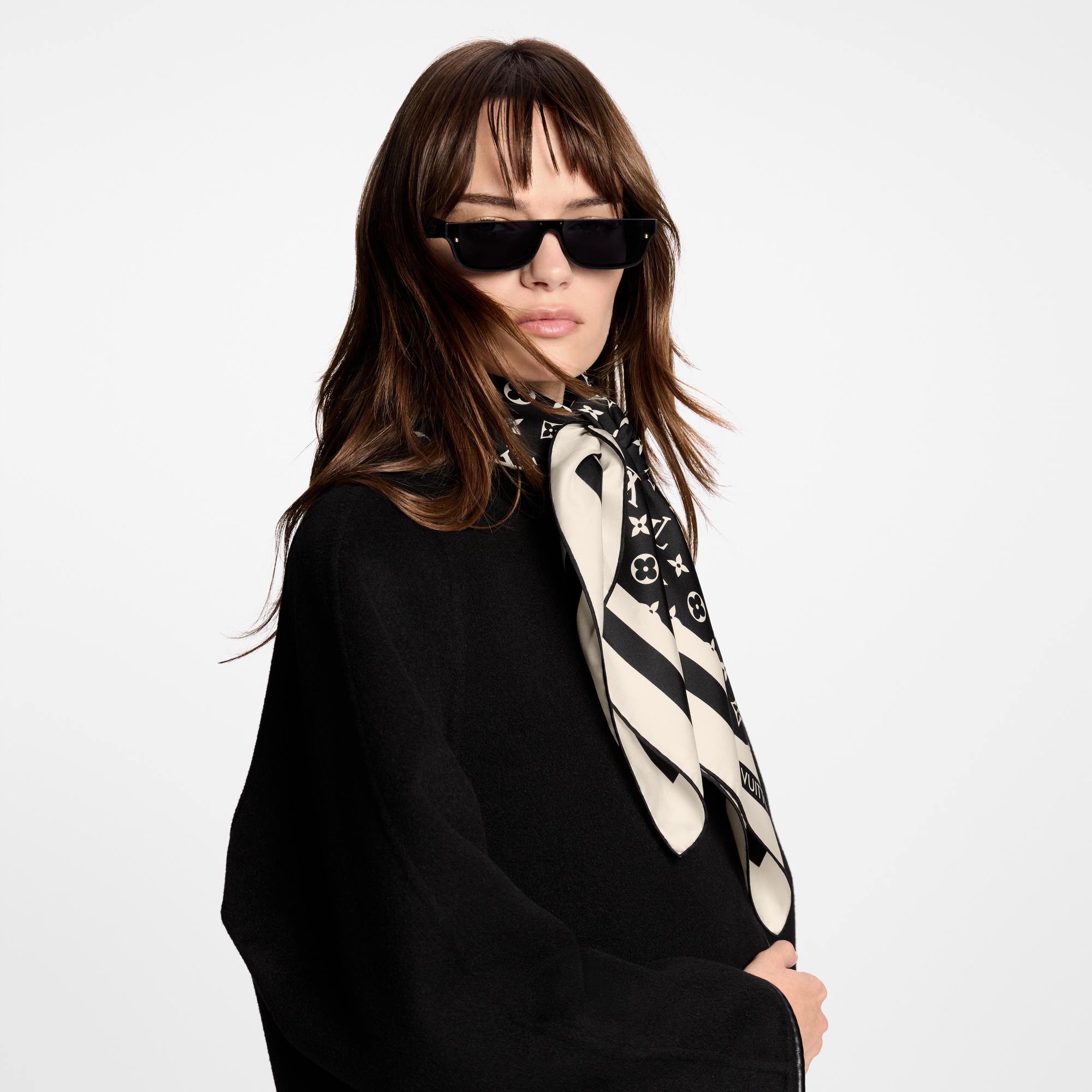 Monogram Silhouette Square 90 S00 - Accessories M97189 | LOUIS VUITTON